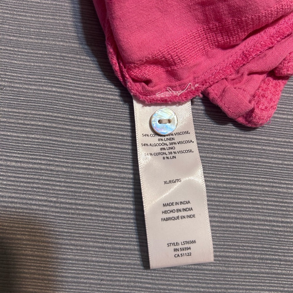 Pink Short-Sleeve Button-Up Shirt - Picture 9 of 10